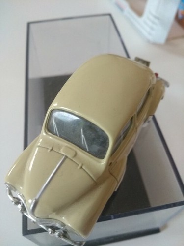 Beige renault 4cv - beige,